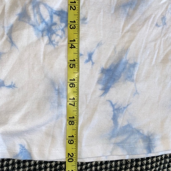 Disney Winnie The Pooh Group Tie-Dye Tank Top - Picture 6 of 6